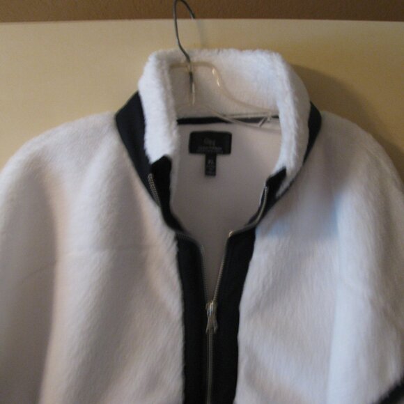 NWT - WOMENS FLEECE BLACK AND WHITE JACKET ZIP UP - SIZE XL - Picture 5 of 8